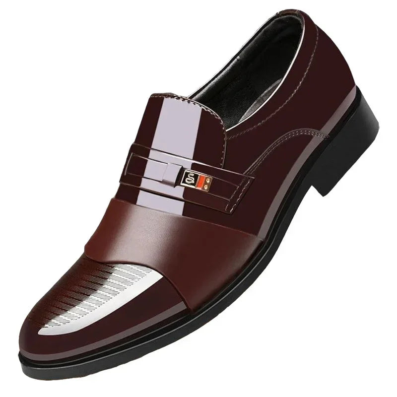 Sapatos de couro para homens Oxfords